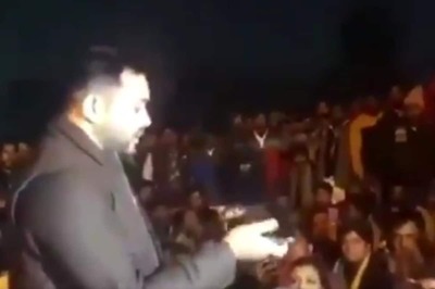 'This is Tejashwi Yadav Speaking': RJD Leader's Retort to Patna DM Amid Teachers' Protest Goes Viral