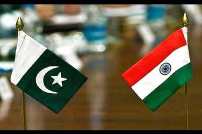 Pakistan Summons Indian, Afghan Diplomats as Civilian, Soldiers Die Along Borders