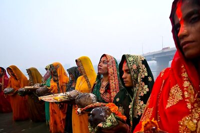 B-town Link, Ghat Scenes, Traffic & Booze Curbs: Splashes of Unity as 'Chhath' Zest Paints India