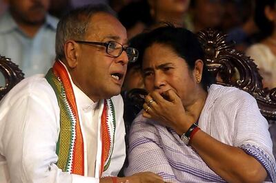 Mamata to honour Pranab with a civic reception