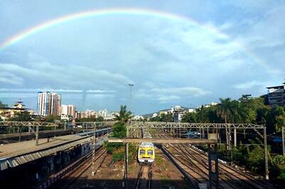 Woman Travelling to Mumbai Gives Birth in 'One-Rupee Clinic' at Thane Railway Station