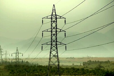 Karthik Subbaraj obtains injunction against Hindi remake of 'Jigarthanda'