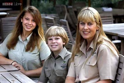 Son to follow in TV steps of 'Crocodile Hunter' Steve Irwin