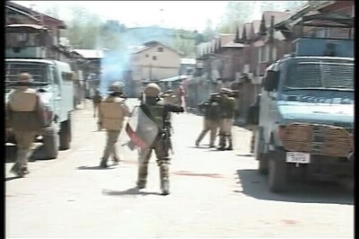 J&K: 1 Dead, 3 Injured After Security Forces Open Fire at Protesters