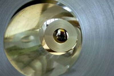 Industrial output up; experts say economy reviving