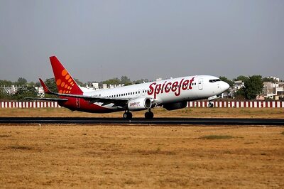 AAI Allows SpiceJet to Keep Flying on Cash and Carry Basis Despite Dues, Airline Says Decision Deferred