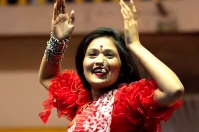 FIR Against Dancer Gautami Patil For Organising Shows Without Permission: Reports