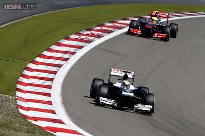 Formula One to consider dropping practice session