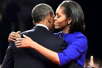 Delayed by debate, Obamas finally mark 20th anniversary