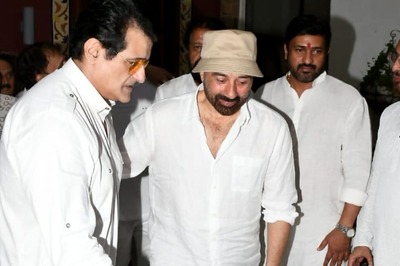 'Shameless': Sunny Deol BRUTALLY Trolled For Laughing at Raj Kumar Kohli's Prayer Meet | Watch