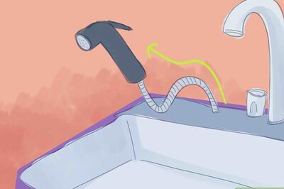 How to Clean a Sprayer Head on a Kitchen Sink
