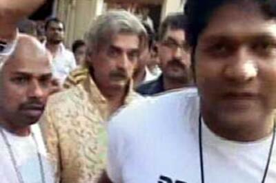 Pak artiste flees India after MNS threatens him