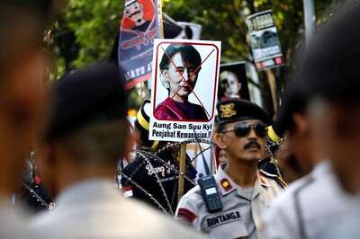 Myanmar's Suu Kyi to Skip UN Assembly to Deal with Rohingya Crisis