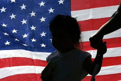 US Government Says It Will Detain Migrant Children With Parents