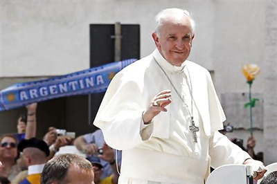 Chaos among pilgrims as Rio metro breaks down amid Pope visit