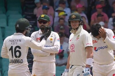 Watch: Steve Smith Stops Play After Bizarre Reason for Distraction During Sydney Test, Commentators Left in Splits