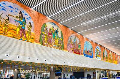 Ayodhya to See 50 VIP Planes Land on Jan 22, Fliers Want More 'Jai Shri Ram' Flights | Exclusive