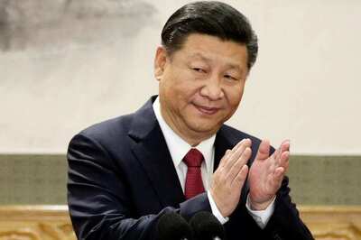 Business Leaders Bow to Xi as Communist Party Pushes In