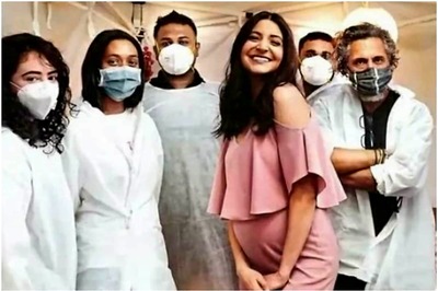 Mom-to-be Anushka Sharma Flashes Million Dollar Smile as She Poses with Her Team