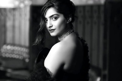We Shouldn't Stick to Films and Film Parties, Says Sonam Kapoor