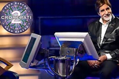 Big B goes 'phoning a friend' in Pak!