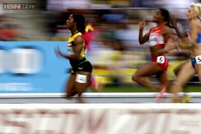 Shelly-Ann Fraser-Pryce, Allyson Felix advance to 200 finals