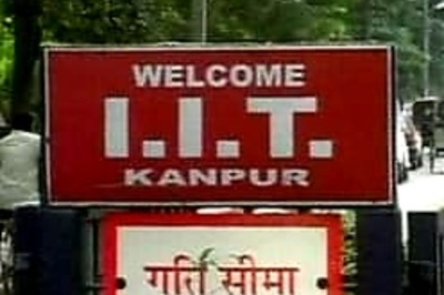 Bihar boy tops IIT entrance exam |  Super 30 scores 100 pc