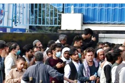 'My Children Need Food': Kabul Streets Turn Into Flea Market as Afghans Struggle Amid Economic Collapse