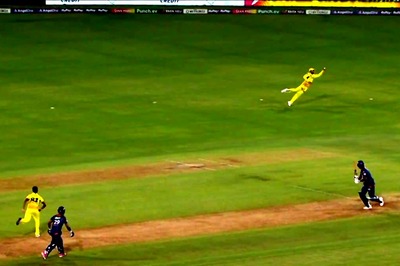Catch of IPL 2024? Ravindra Jadeja Leaves CSK Teammates Stunned With a One-handed Blinder | Watch