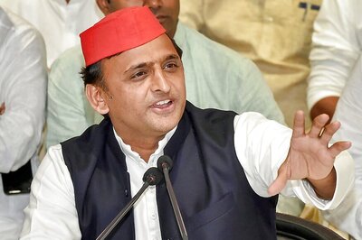 Akhilesh Yadav Seeks Probe into Deaths of Children at Gorakhpur Hospital, Claims Govt 'Tweaked' Records