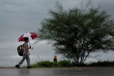 Cloudy Conditions in Delhi for Next 48 Hrs; Monsoon Onset Likely Over Kerala in 2-3 Days