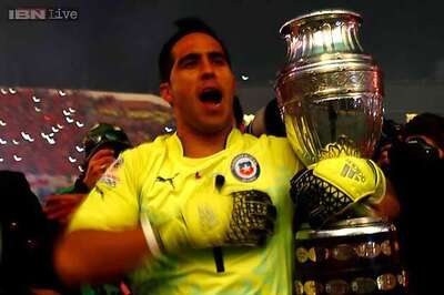 Always dreamed of lifting Copa America at home, says Claudio Bravo