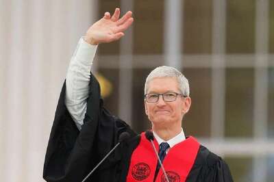 Apple CEO Tim Cook Tells MIT Graduates - Balance Technology With Humanity