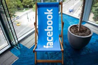 Facebook Placing Ads on All Its Platforms For Revenue