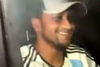 WATCH: Shakib Al Hasan Spotted on Dhaka Streets Donning Argentina Jersey After Messi & Co Lift FIFA World Cup 2022