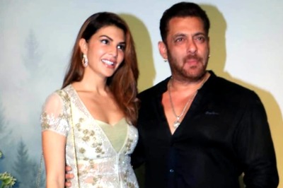Jacqueline Fernandez Is Unfazed by Conman Sukesh Controversy, Parties With Salman Khan on Eid; Watch
