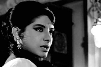 Why This Veteran Actress, Once In A Relationship With Dev Anand, Left Bollywood Early