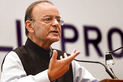 Rahul Showing Signs of Desperation, Didn't Realise Kejriwal Was Playing Games With Cong: Arun Jaitley