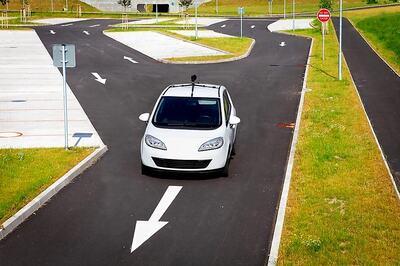 Connected Cars and Their 'Ecosystem' To Change The Game For Automakers