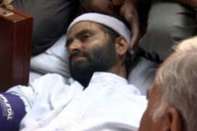 Yasin Malik ends hunger strike over Kashmir land protest