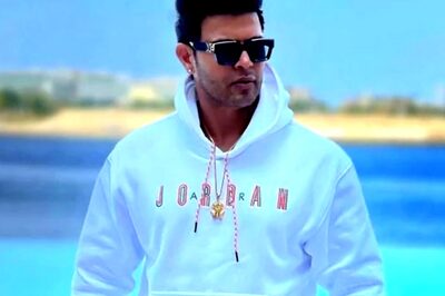 At Sahil Khan's Store Launch in Meerut, Police Lathicharge Out Of Control Crowd