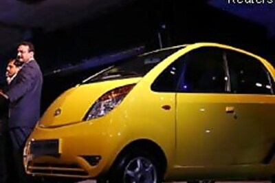 Talks begin on Nano project, governor meets farmers