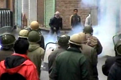 Separatist march to curfew-bound Shopian foiled, senior leaders under house arrest