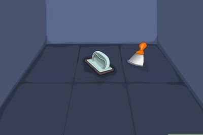 How to Put an Epoxy Coating on a Garage Floor