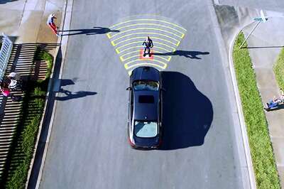 Ford Boosts Research in Canada for Connected Cars