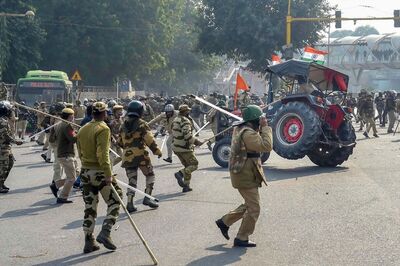 Farmers' Body Calls off Tractor Rally, Asks Participants to Return to Protest Sites
