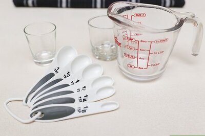 How to Measure Flour