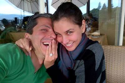 Lisa Ray engaged to consultant Jason Dehni