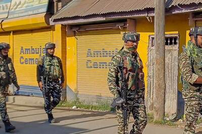 Lashkar-Backed TRF Behind 2 Terror Attacks In Kashmir Ahead Of Monday’s Polls: Intel Sources | Exclusive