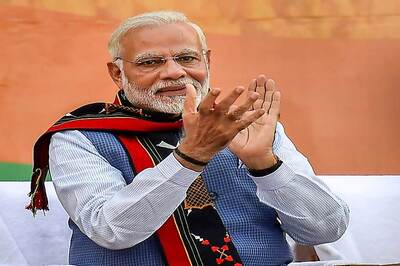 PM Modi Pauses Victory Speech Twice, For Azaan and For BJP’s ‘Martyrs’